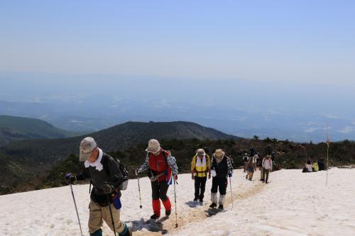 安達太良山山開き 5月21日02