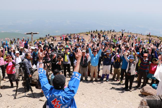安達太良山山開き 5月21日07