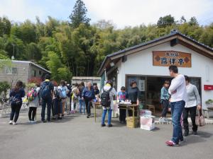 亀谷坂露伴亭にて(平成27年度)