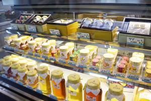 渡辺養蜂場の蜂蜜製品