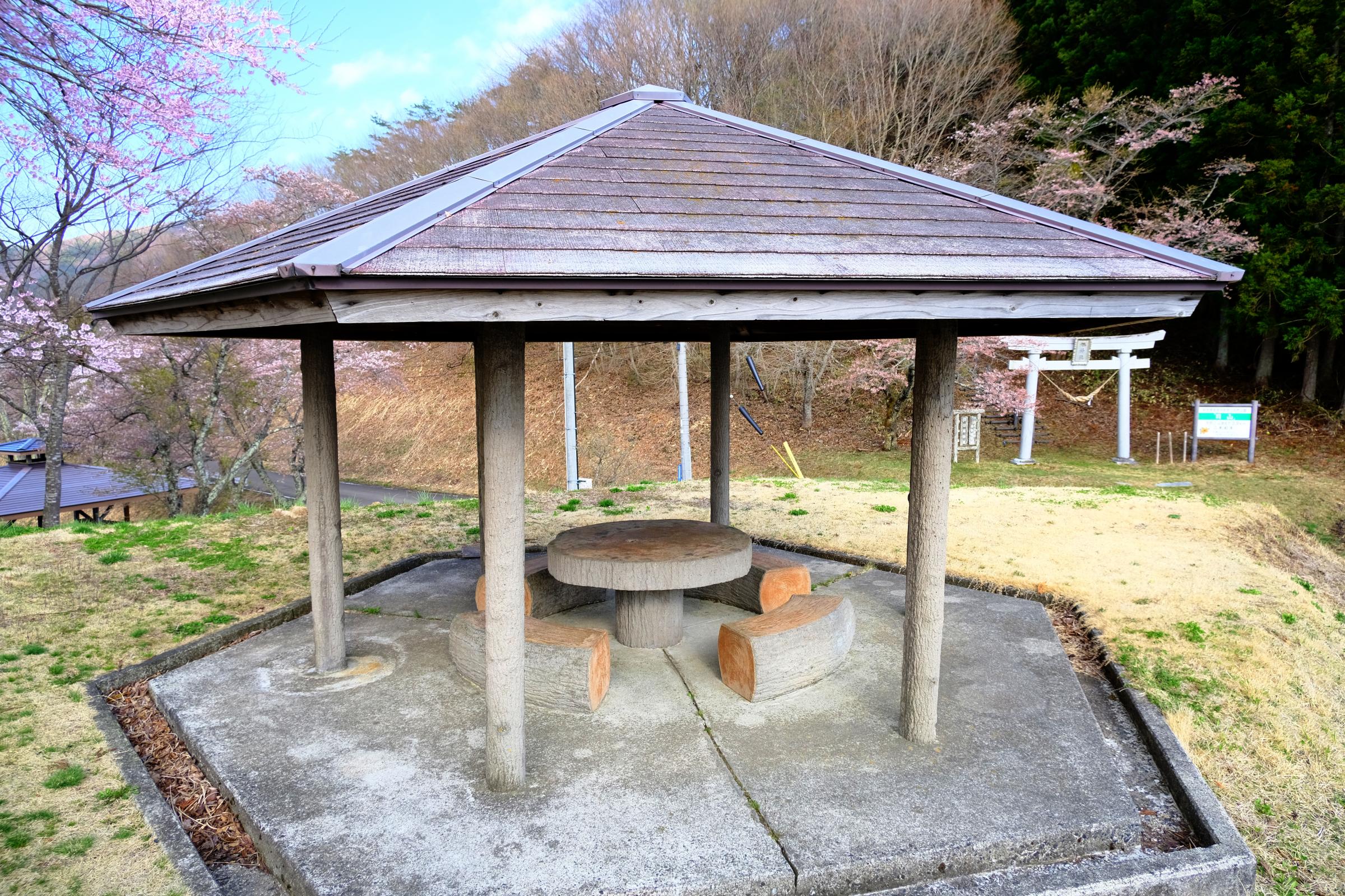 日山キャンプ場休憩所